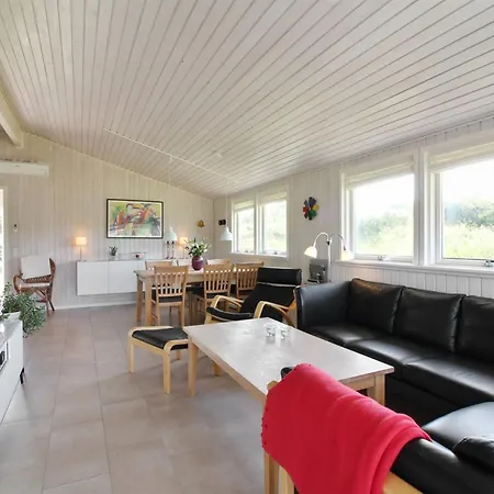 Alberga - 700m From The Sea By Interhome *