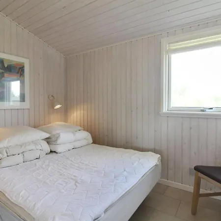 Alberga - 700m From The Sea By Interhome Feriehus
